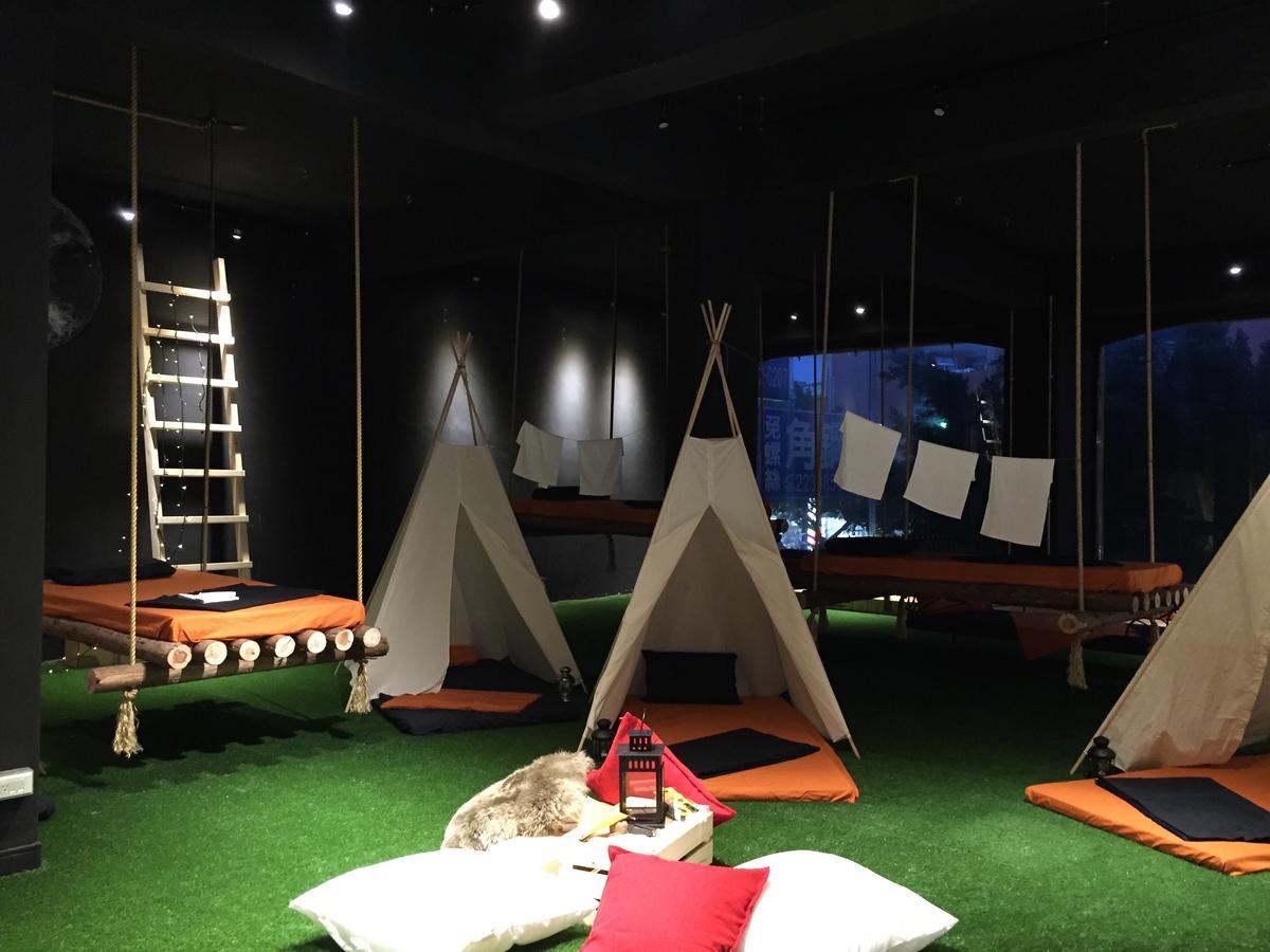 Perbed Hostel-Taichung Station Eksteriør bilde